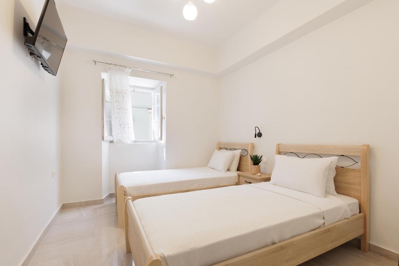 Salt & Sun By Konnect, At Kaminaki Apartment *