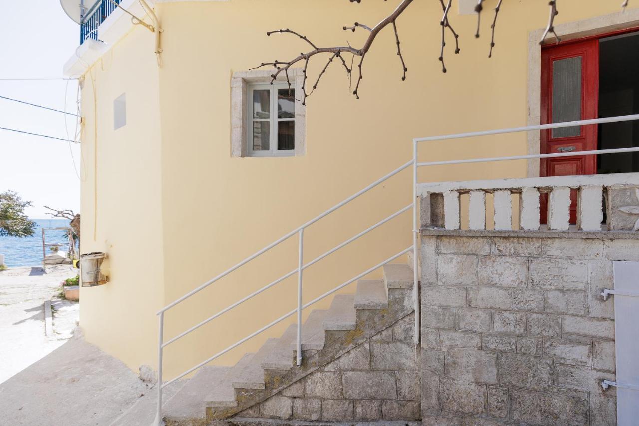 Salt & Sun By Konnect, At Kaminaki * Nisaki (Corfu)