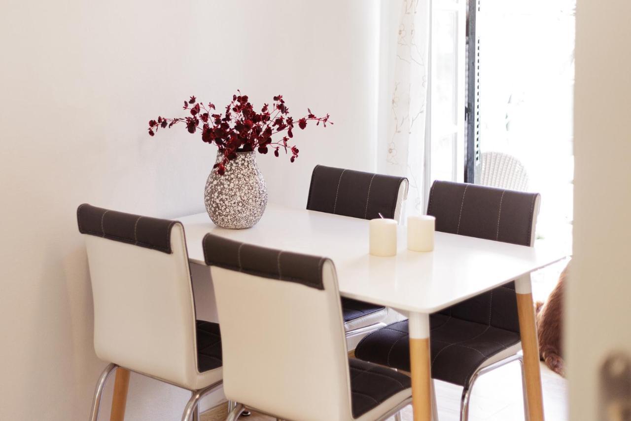 Salt & Sun By Konnect, At Kaminaki Apartment Nisaki (Corfu)