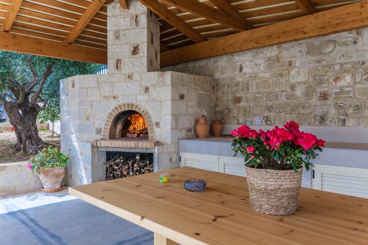 Dafni With Private Pool Gouves
