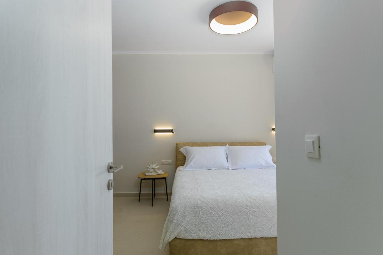 Charis - Zeus Blue Villas, Kefalonia