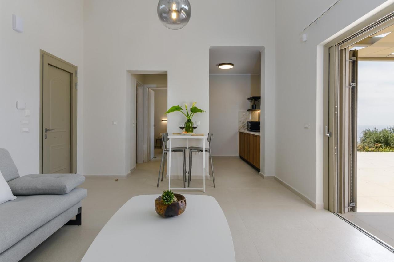 Charis - Zeus Blue Villas, Kefalonia Villa