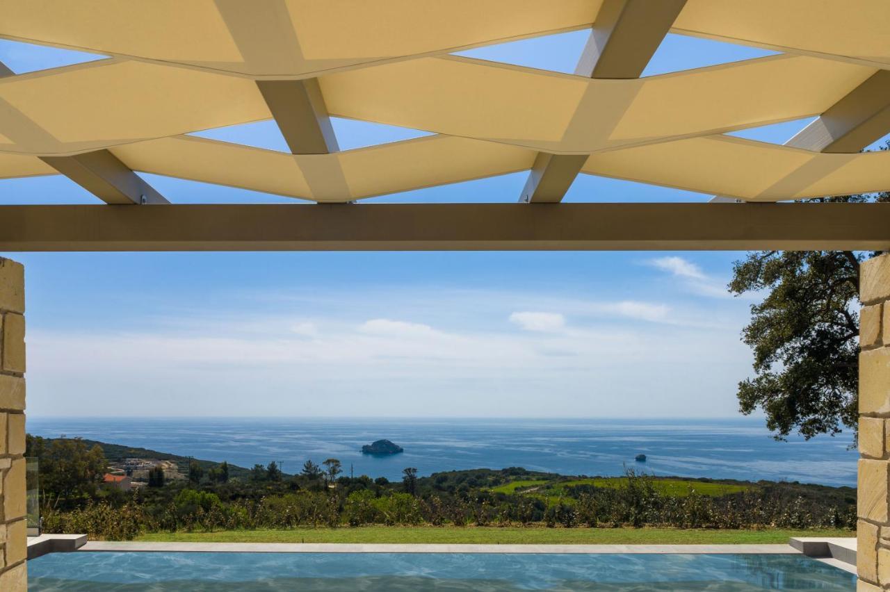 Charis - Zeus Blue Villas, Kefalonia *
