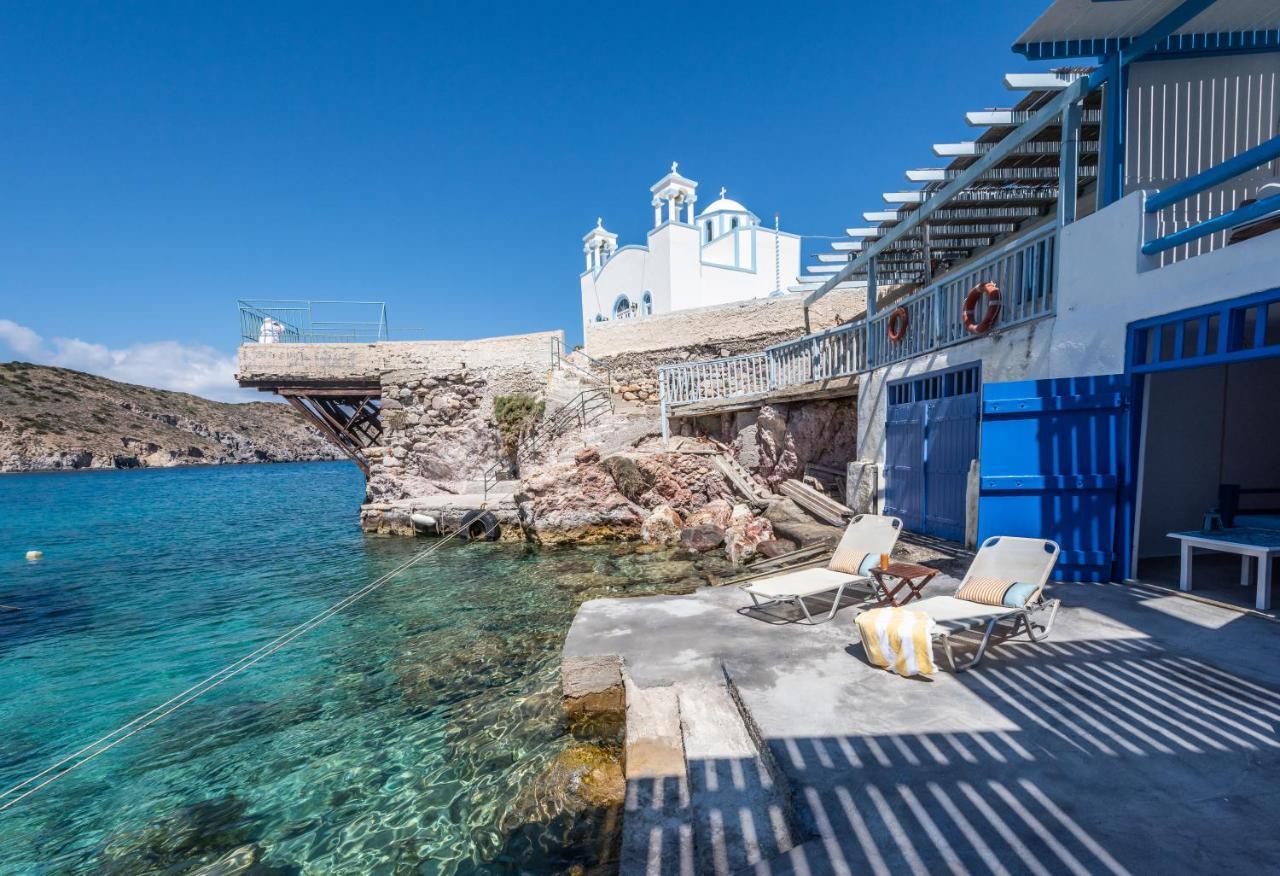 Aquanis Anchored, Sea Front House, Holiday home