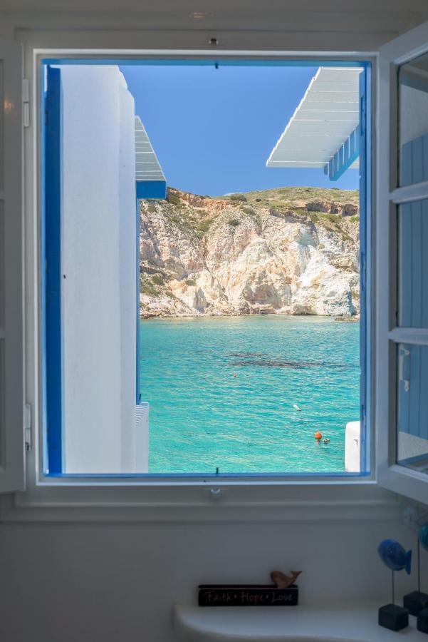 Holiday home Aquanis Anchored, Sea Front House,
