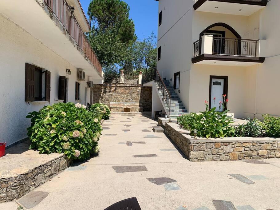 Despina 4 Beds With Loft And Kitchenette # 8 *