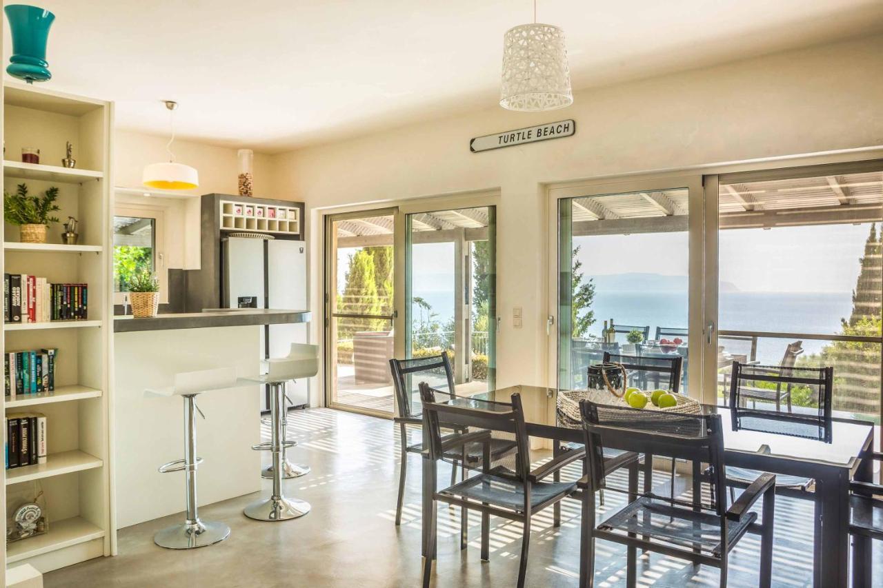 Kaminia Villa *
