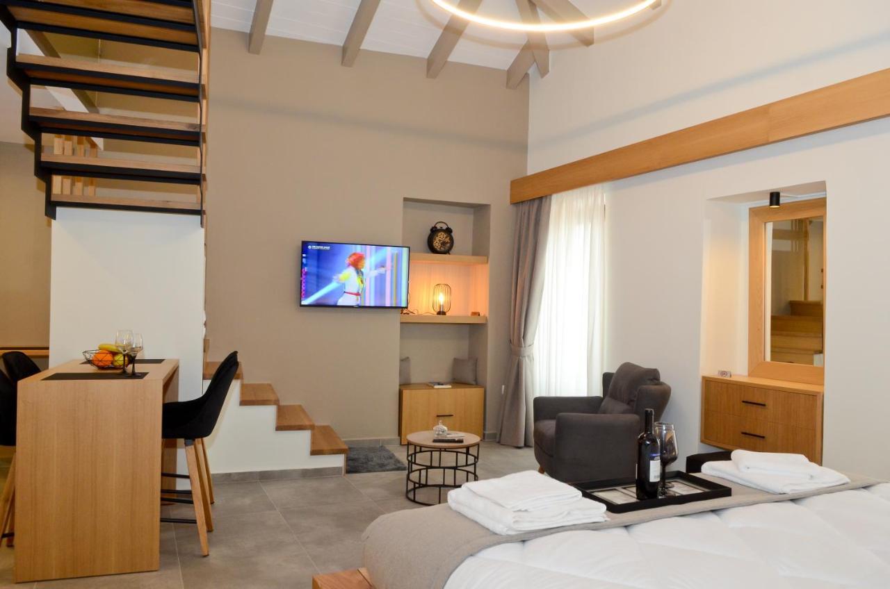 Apartment Roloi
