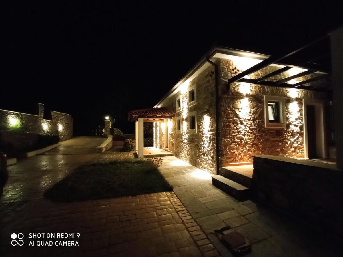 Sklithro In The Heart Of The Forest With Magnificent View Of The Sea Just 10 Minutes From It Villa