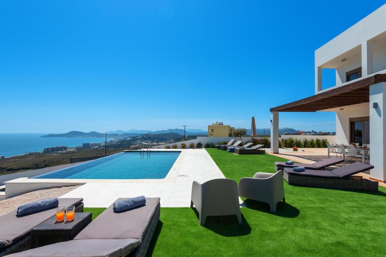 Diamond Hill Villa *