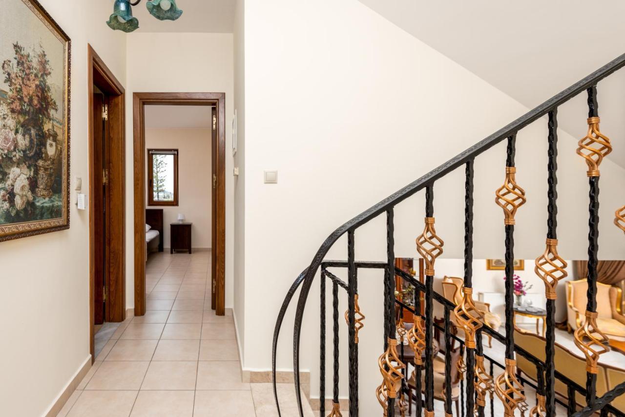 Villa Anthea *