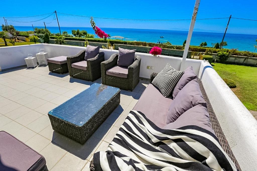 Mira Mare Beachfront Holiday home