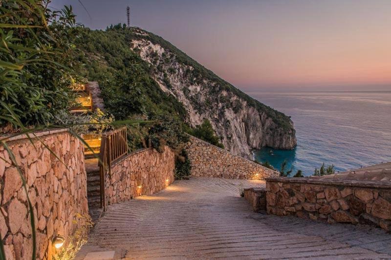 Beyond Villas Agios Nikitas