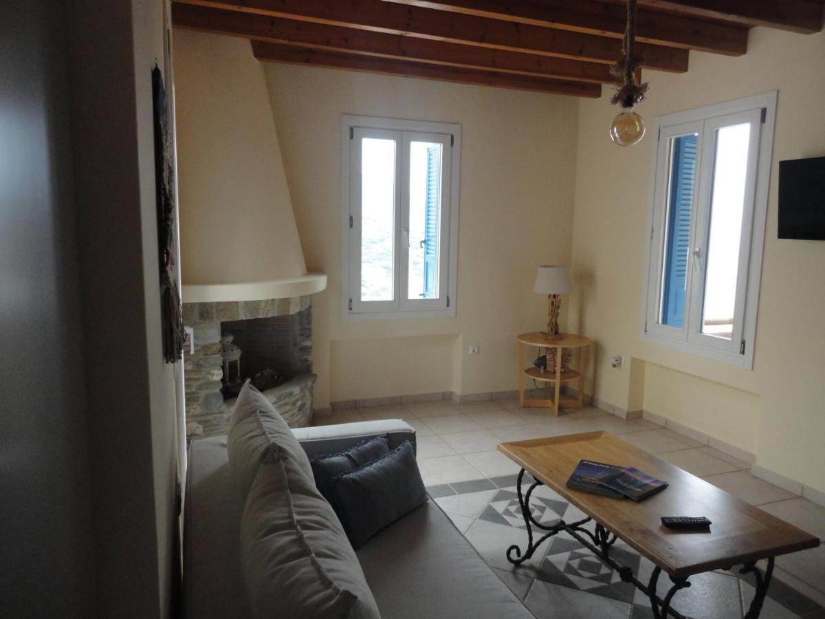 Monolithos Holiday home *