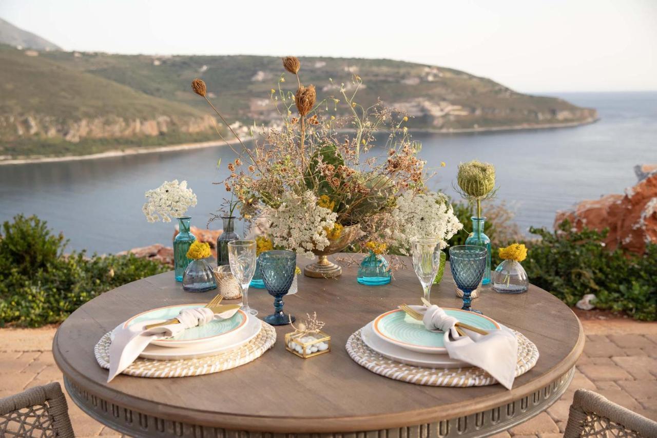 Akrolithi Boutique & Hotel Oitilon