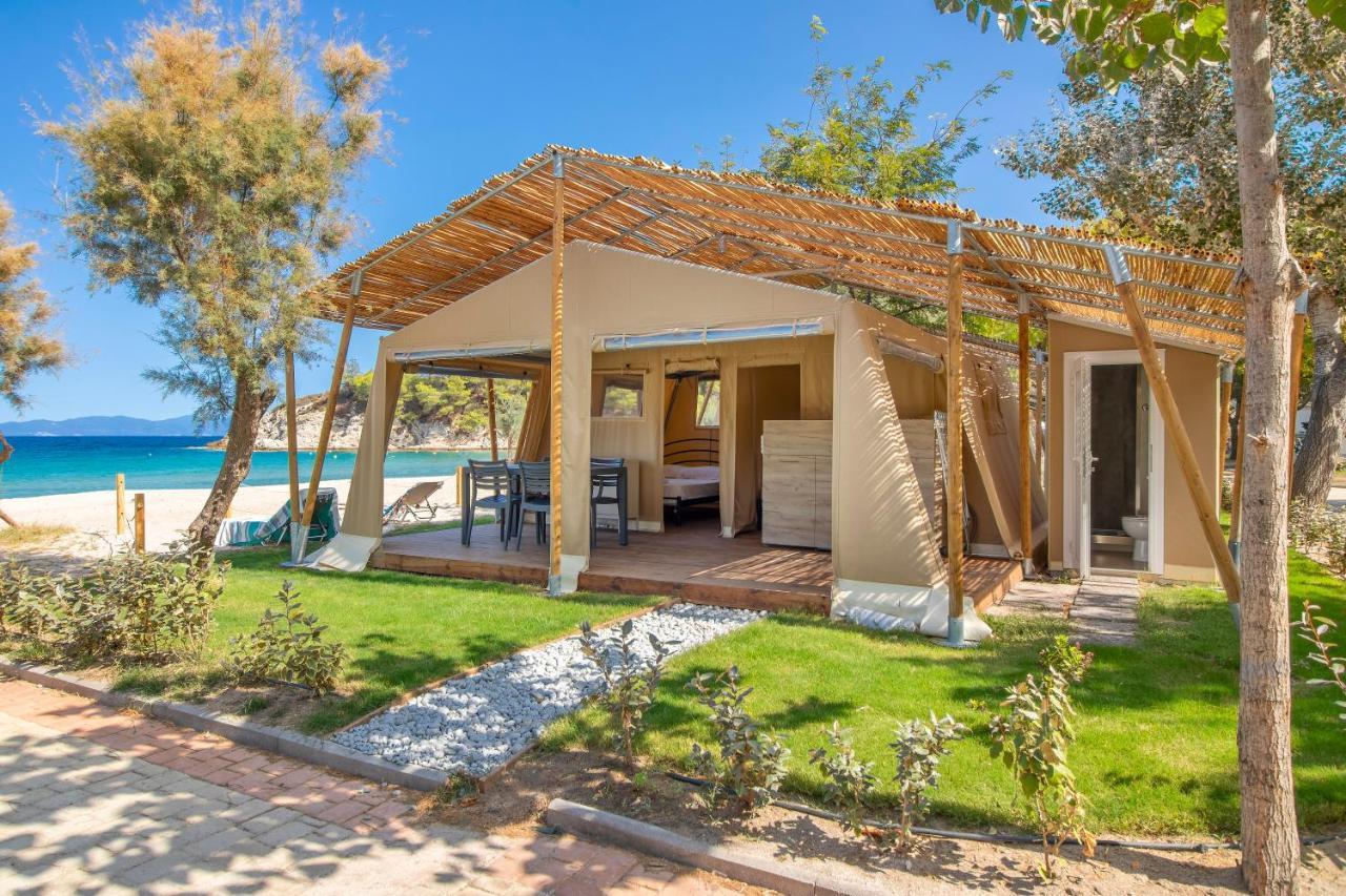 Armenistis & Campsite Sarti