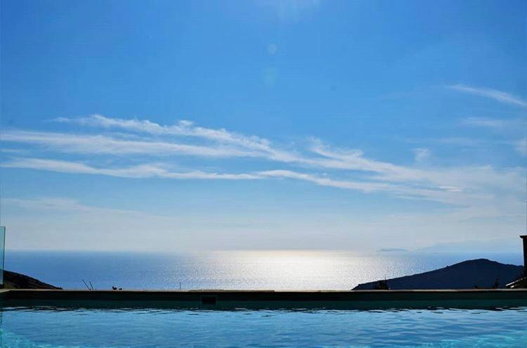 Bella Andros
