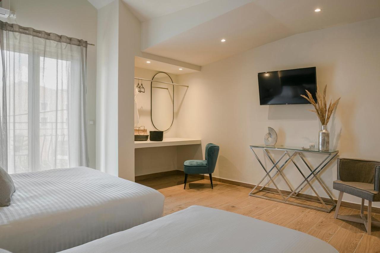 Socrates Hotel
