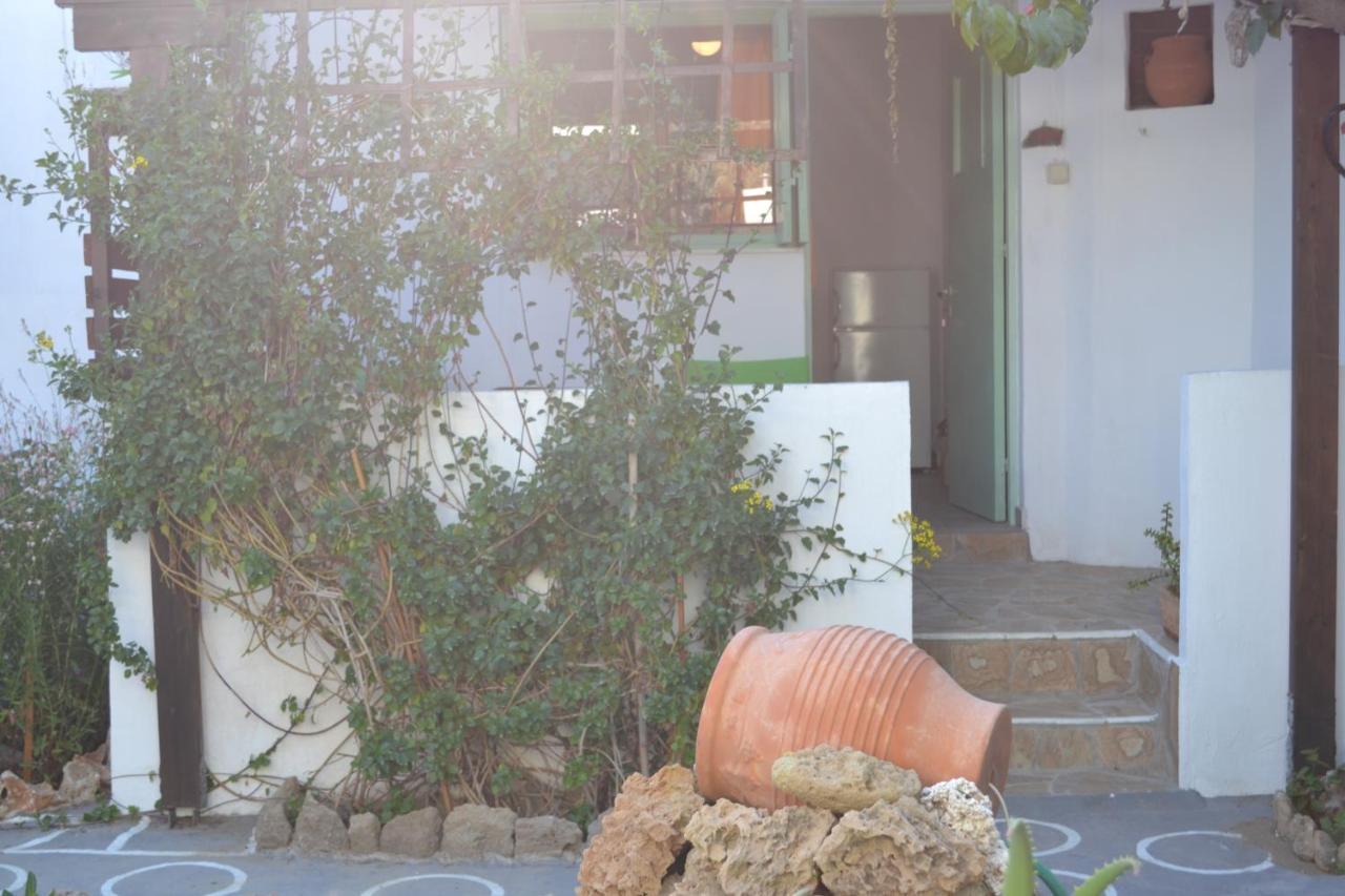 Guest house Skyros Panorama Studios
