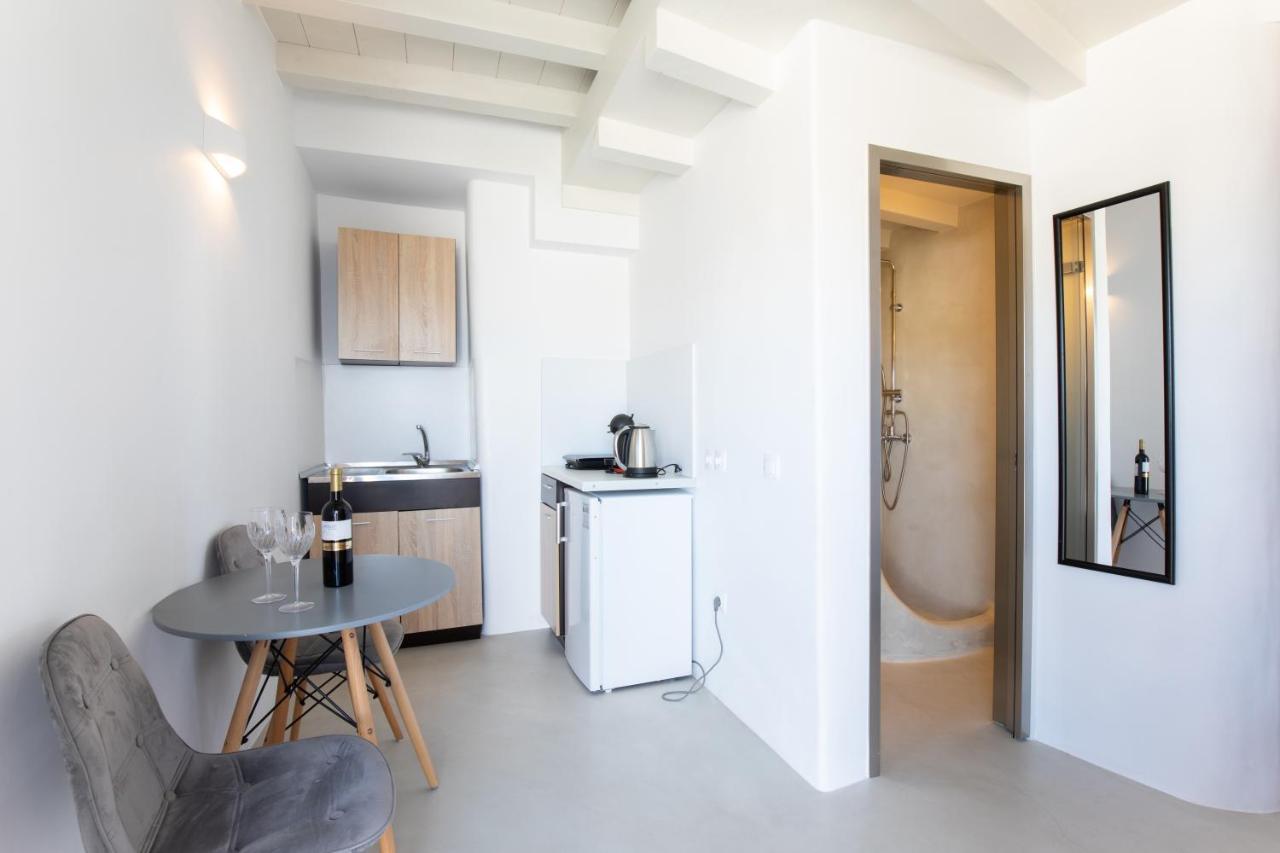 Crystal Aparthotel
