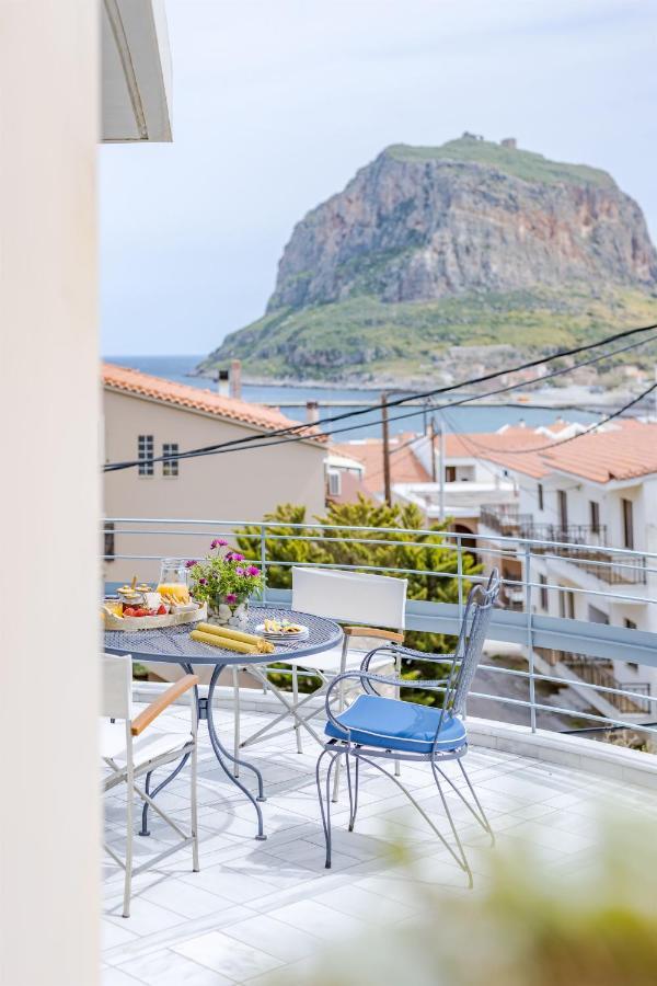 Apartment Modern Flat With Panoramic Sea View *