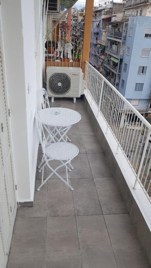 Konstantinos's Luxury Apartment *