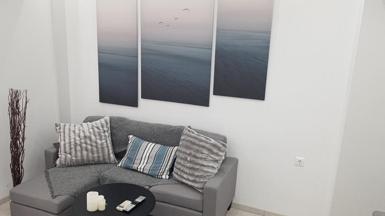 Konstantinos's Luxury Apartment *