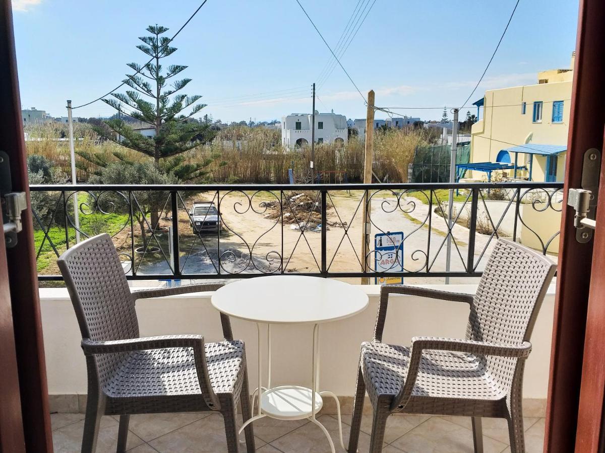 Stella's ' Spacious 80sqm Sea View ' 50m From Agia Anna (Naxos)