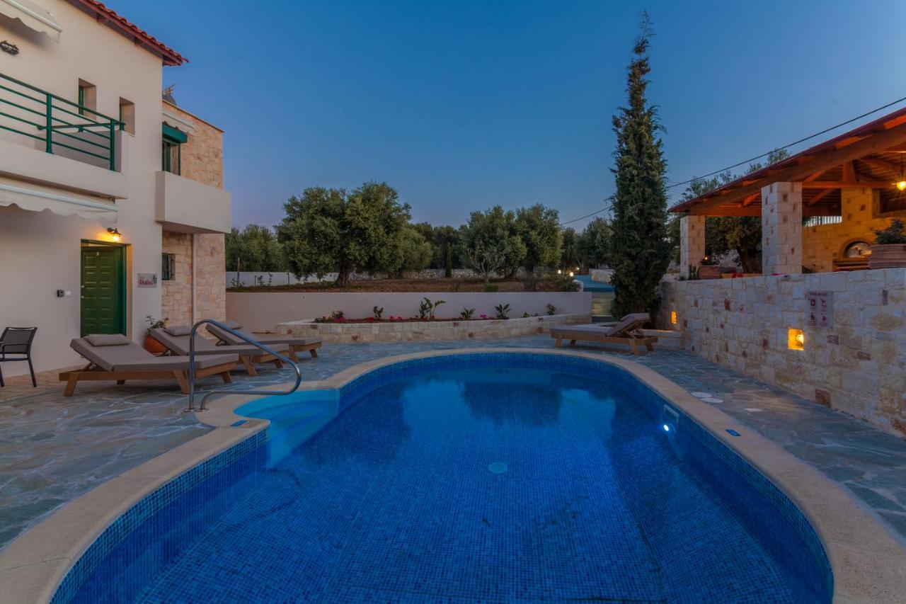 Dafni With Private Pool