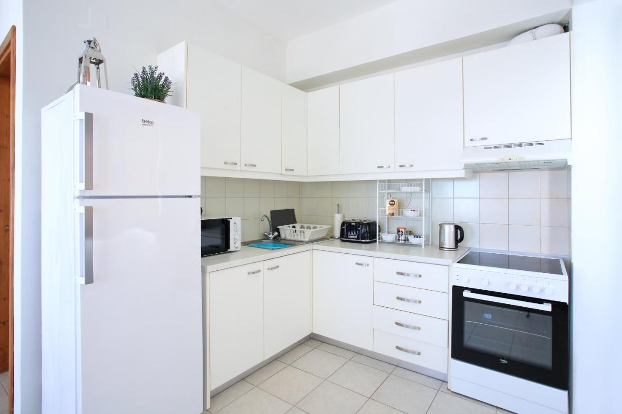 Beautiful With Sea View - Sleeps 2-6 - Travel Cot Included * Agia Pelagia (Crete)