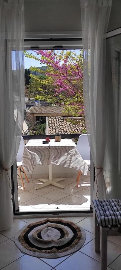 Apartment Boho - Near Restaurants, Bus And Beaches Liapades