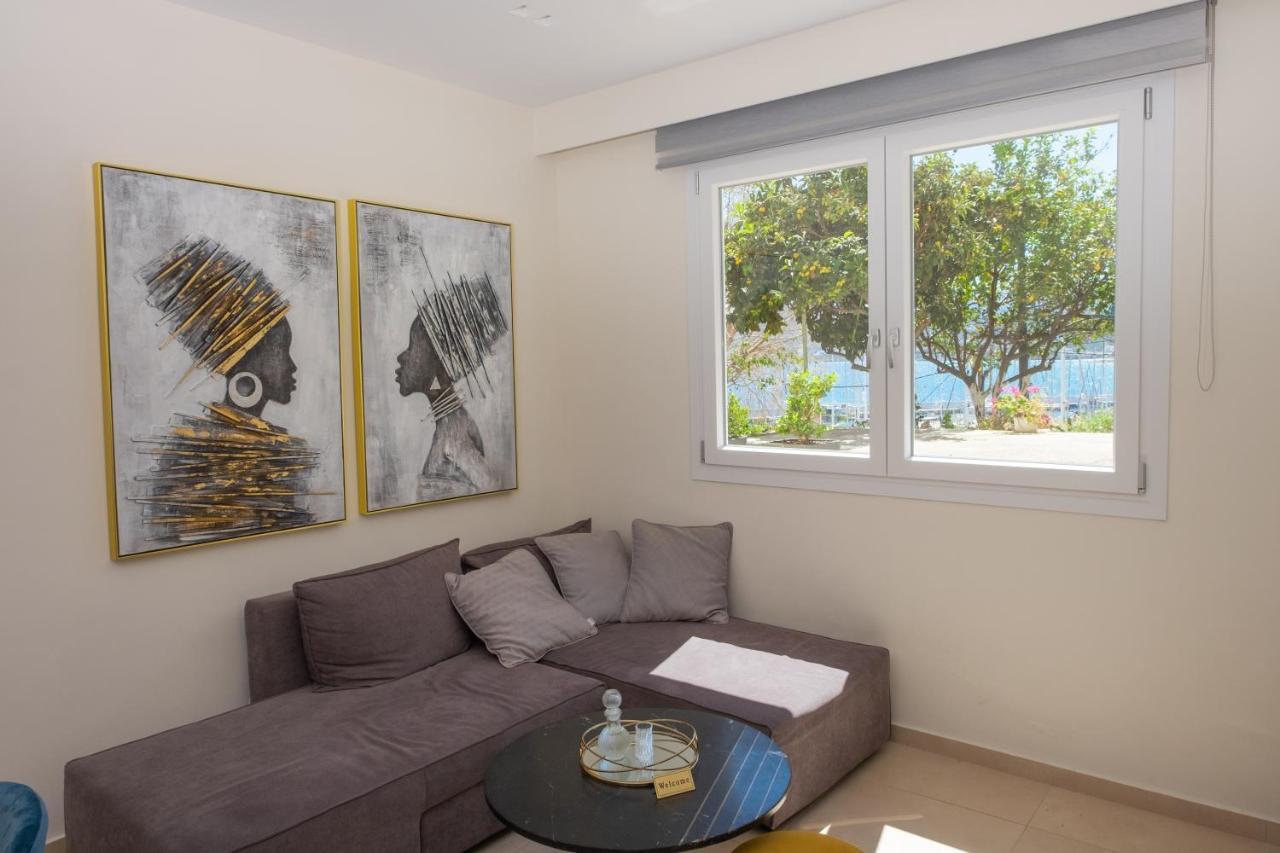 Luxury Marine View Apartment