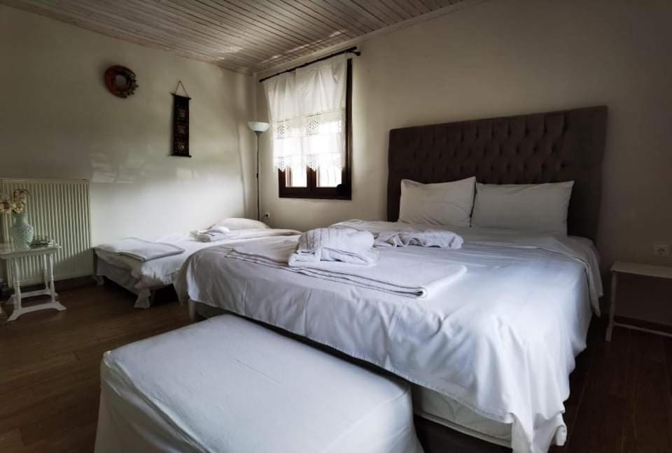 Rural Private Pool, Bbq, Court ,20' Airport Villa *