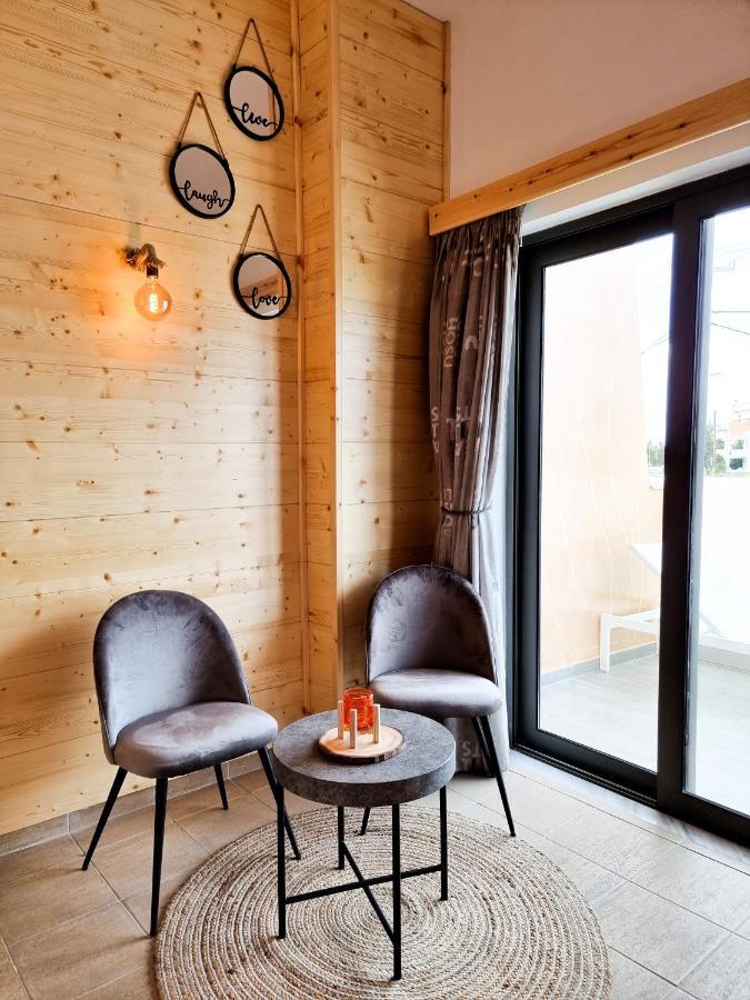 Penelope Hotel *