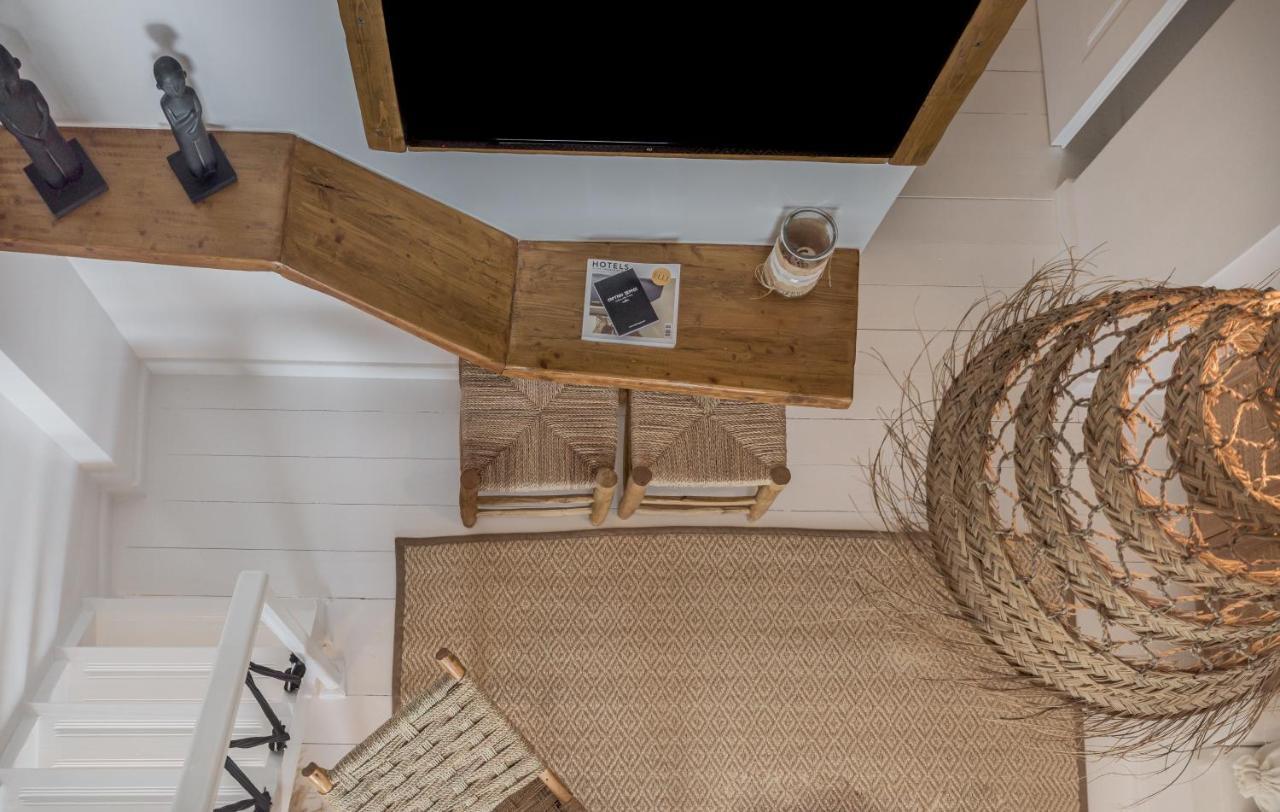 Captain Zeppos Apartment *