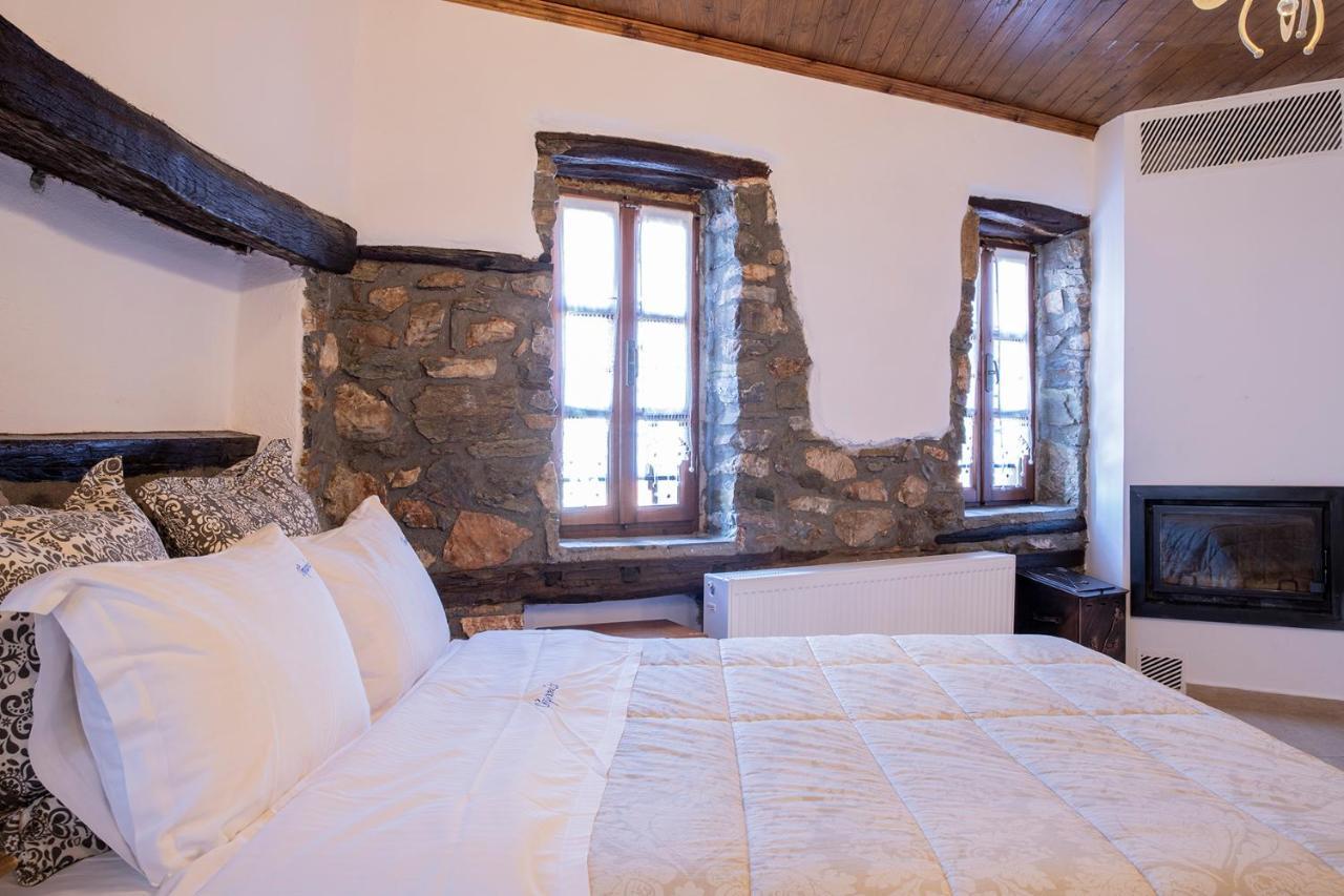 Ourania Guest house *