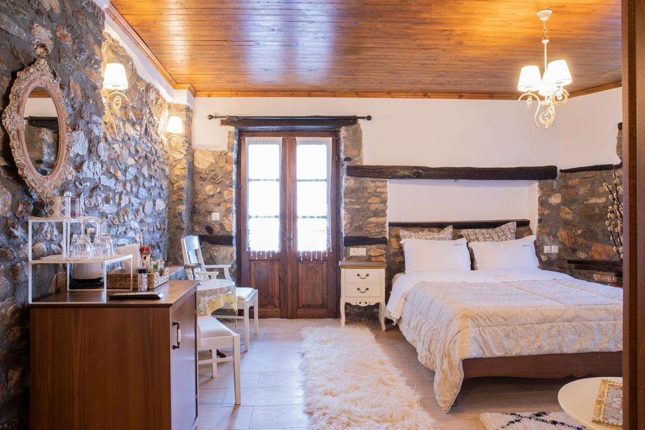 Ourania Guest house *