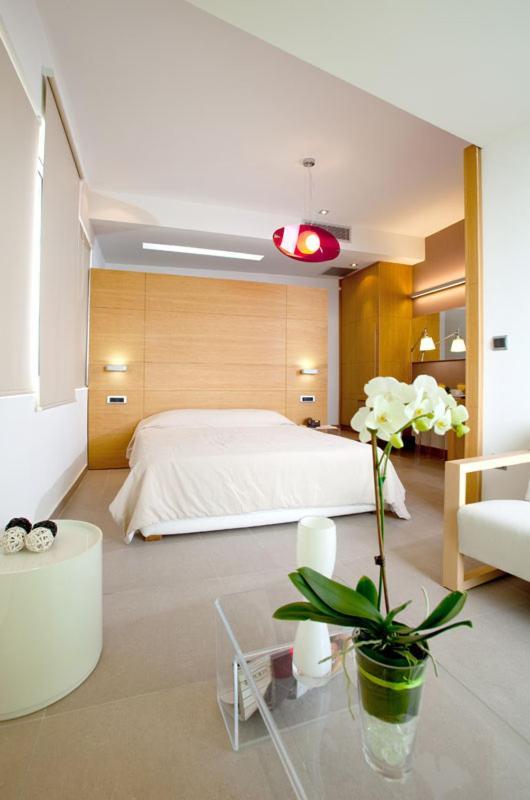 Semiramis Rhodes City