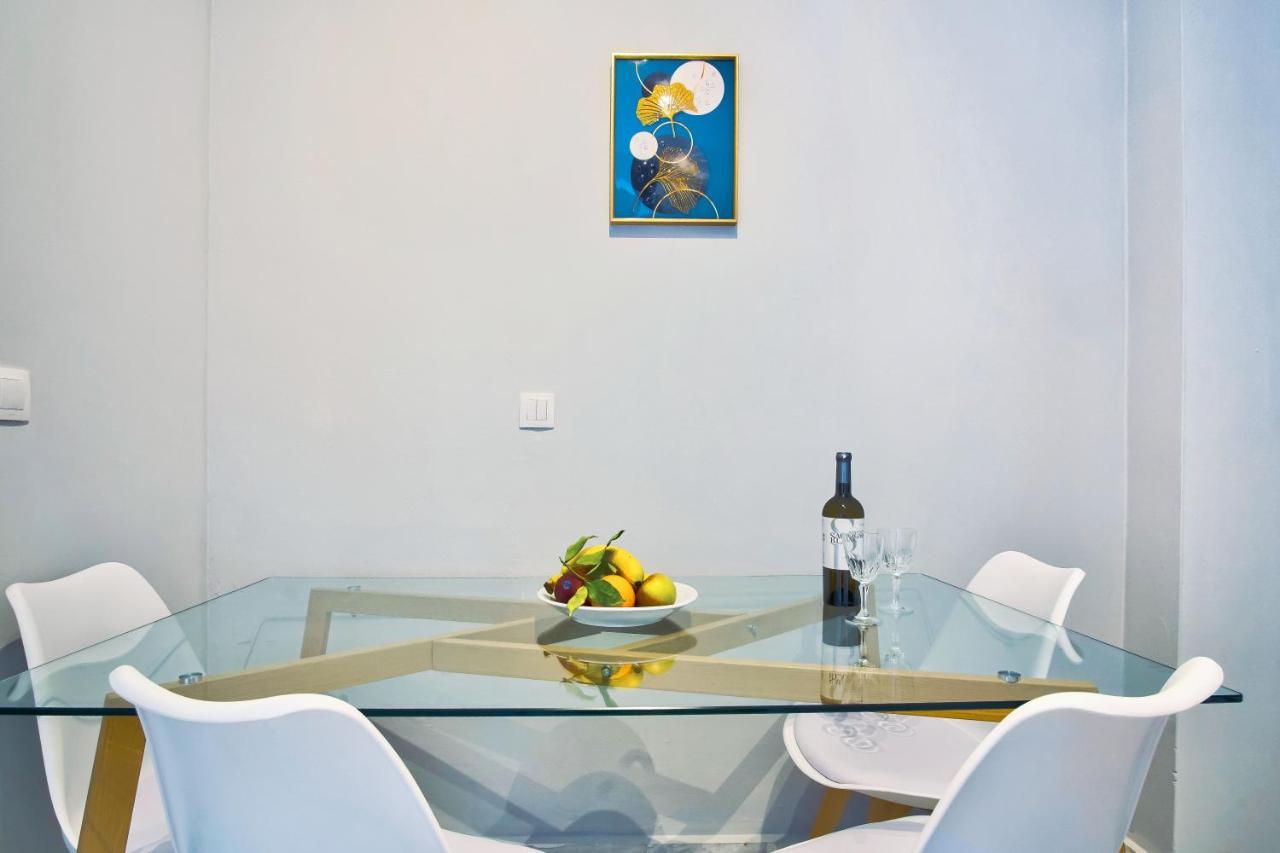 Azure Mare Apartment