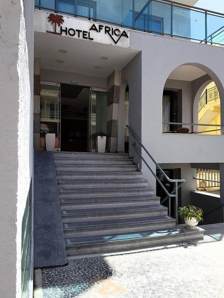 Hotel Africa 2*