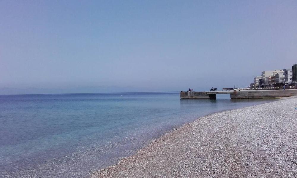 Africa 2* Rhodes City