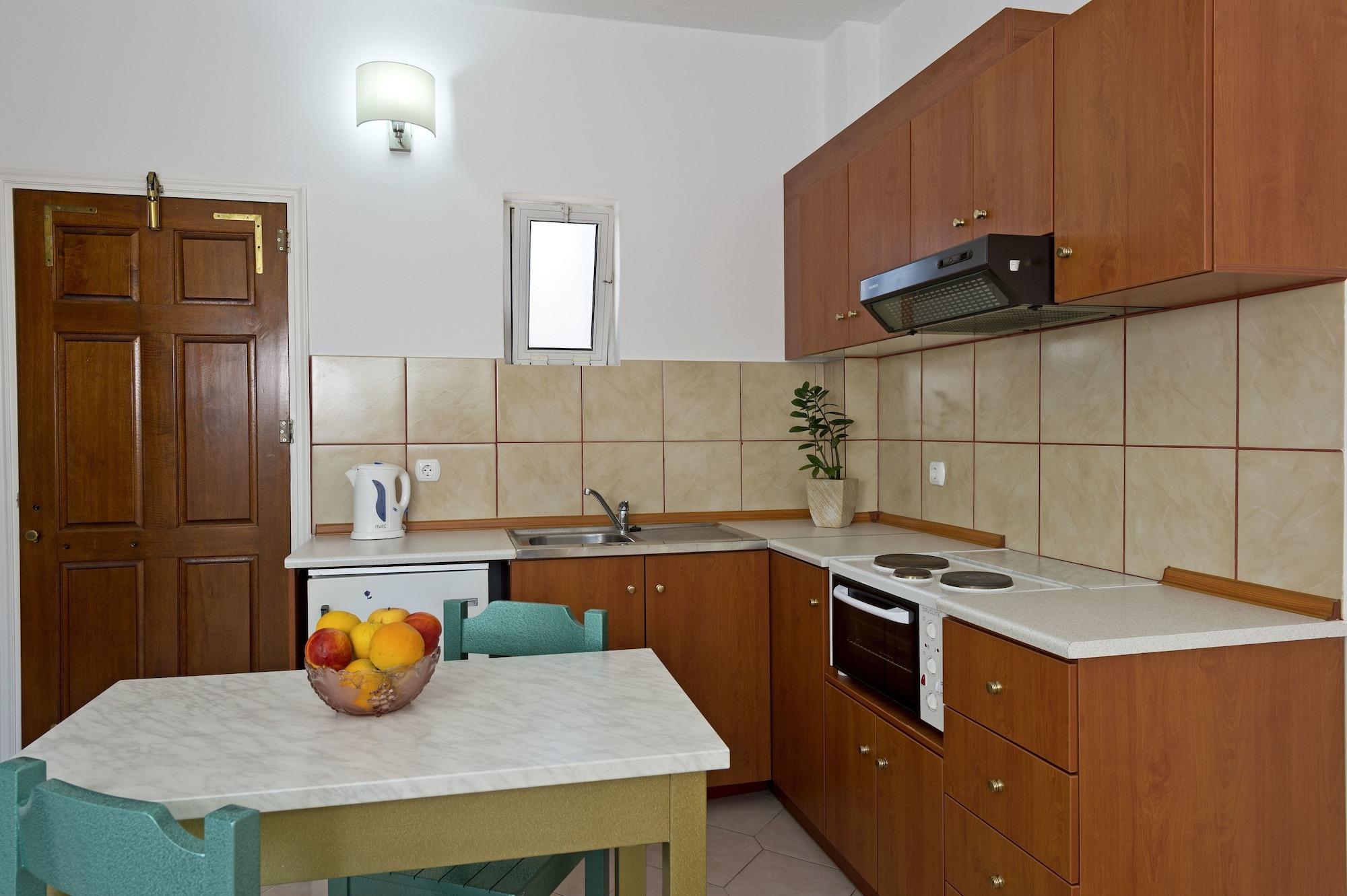 Trianta Hotel Apartments Aparthotel