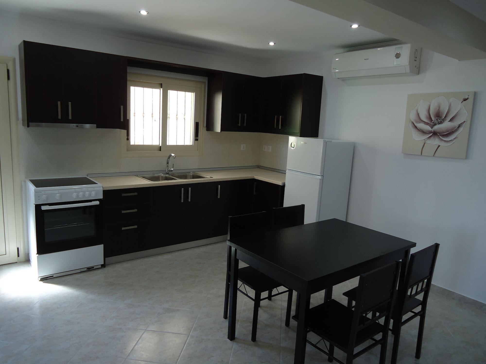 Crystal Blue Hotel, Aparthotel 3*