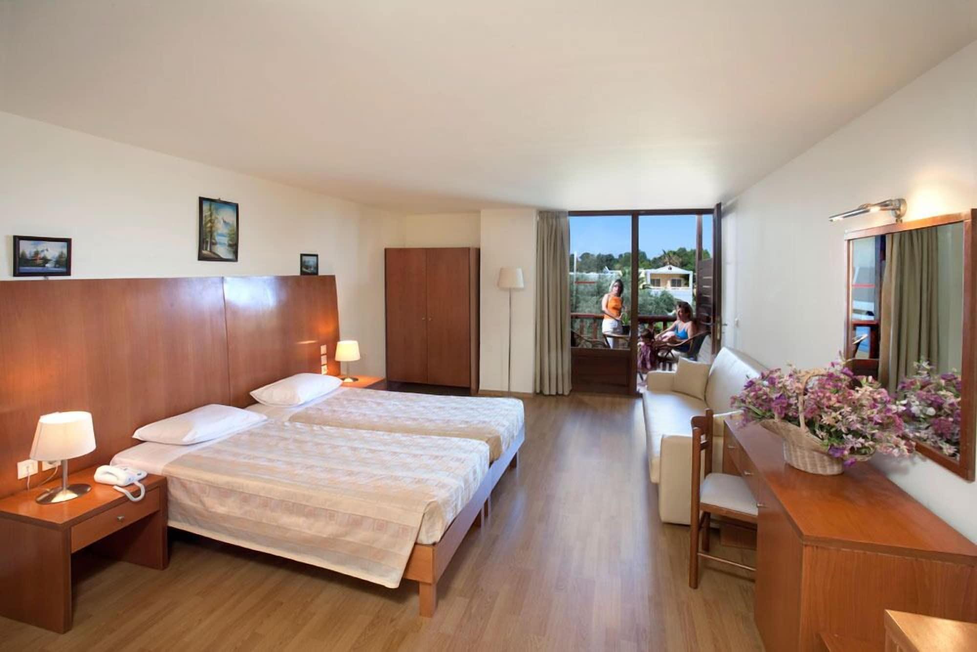Golden Odyssey Hotel 4*