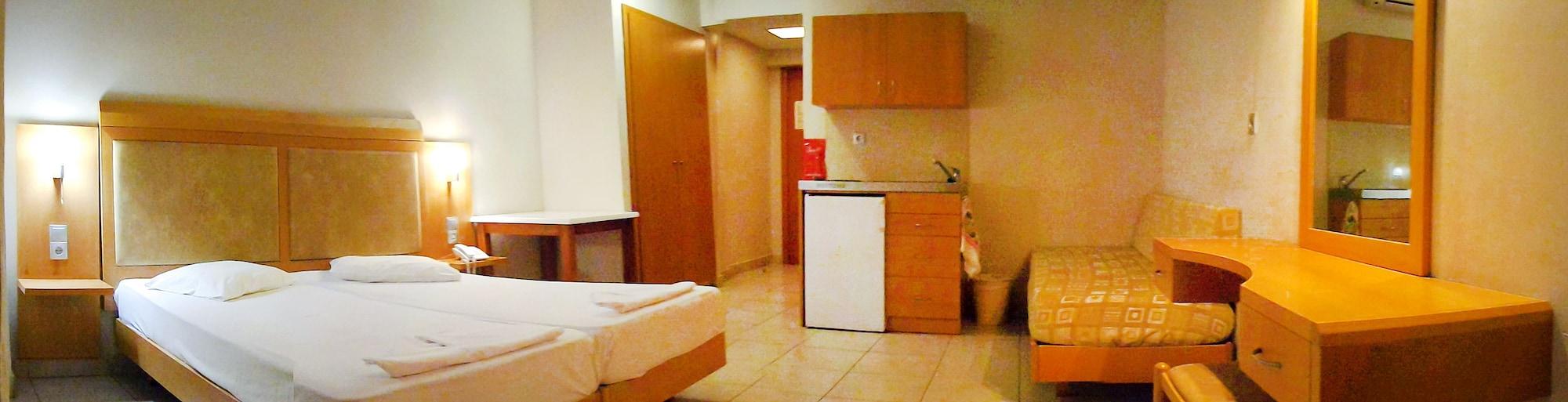 Saint Constantine Aparthotel