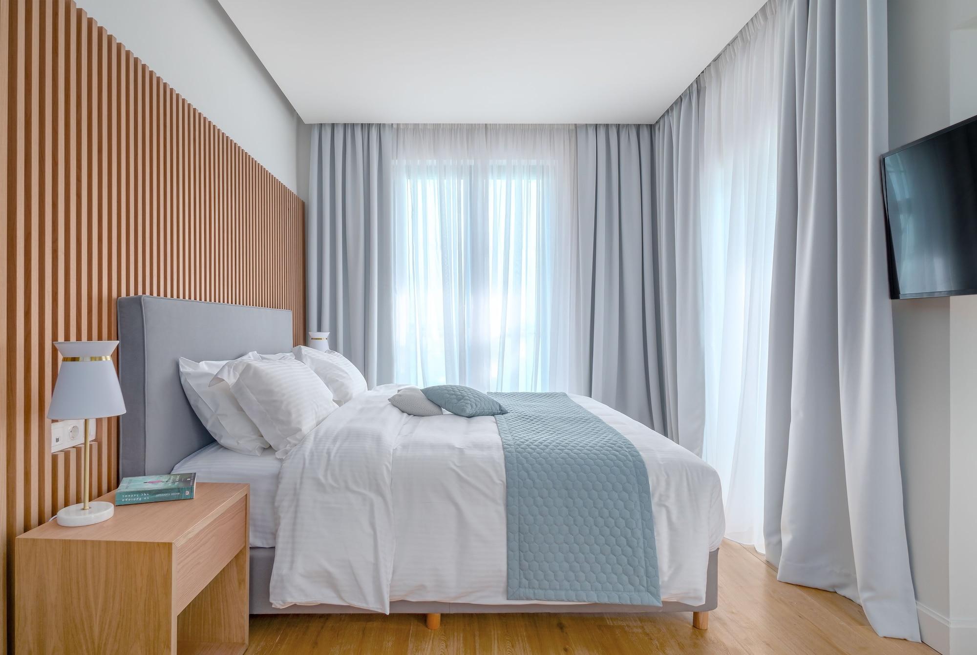 Riviera Hotel 5*