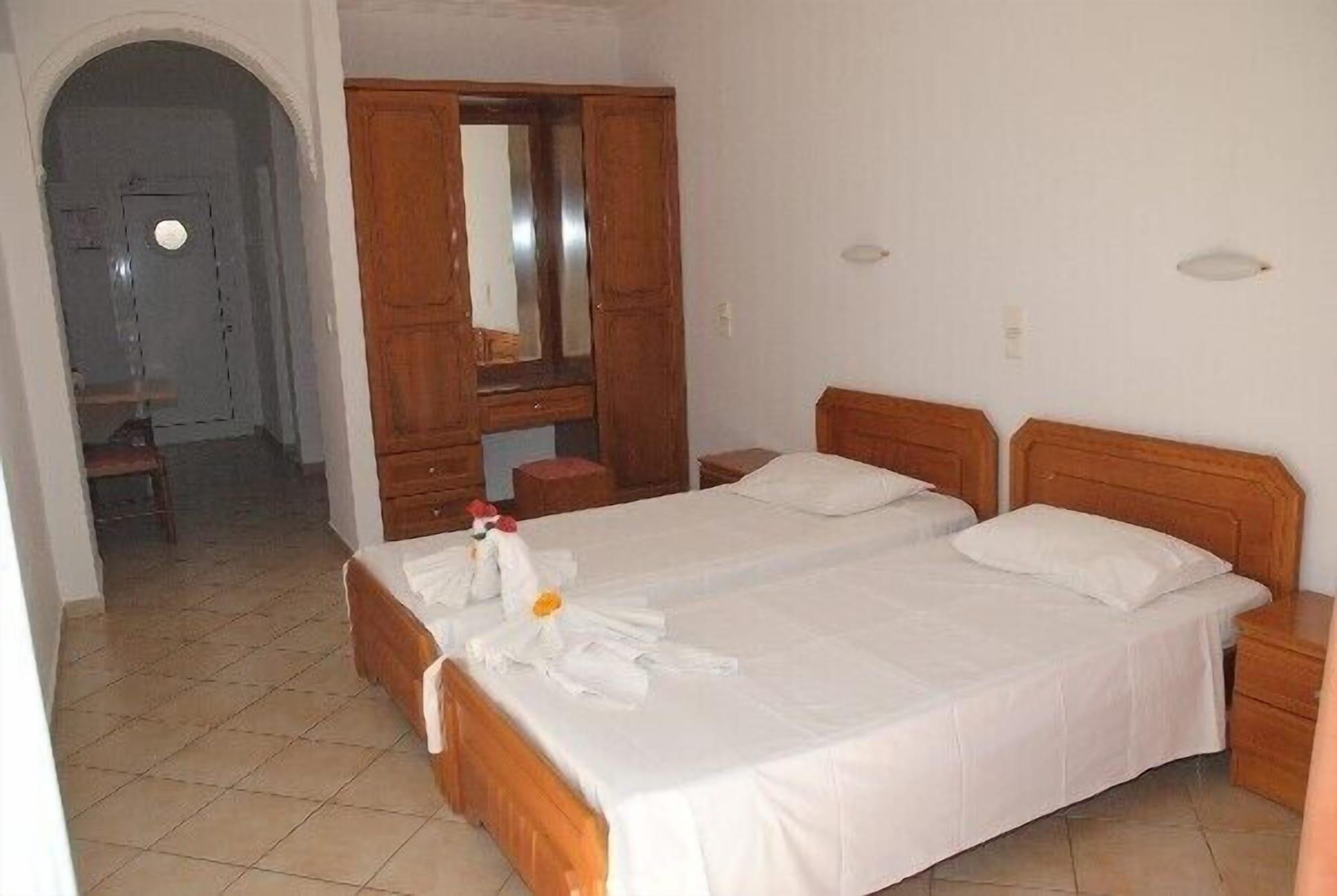 Aparthotel Irene Agios Gordios (Corfu)