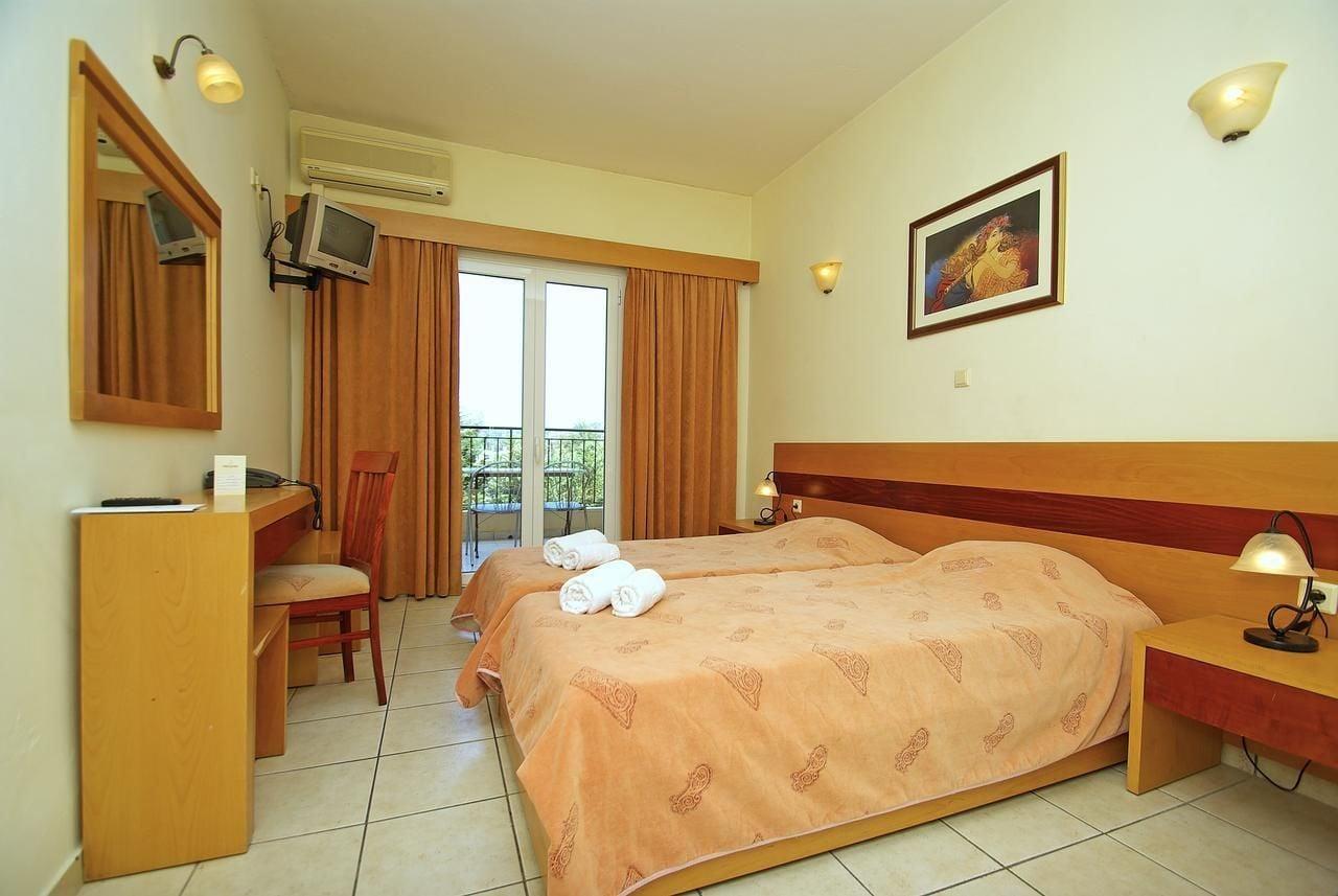 Corfu Hellinis Hotel 3*