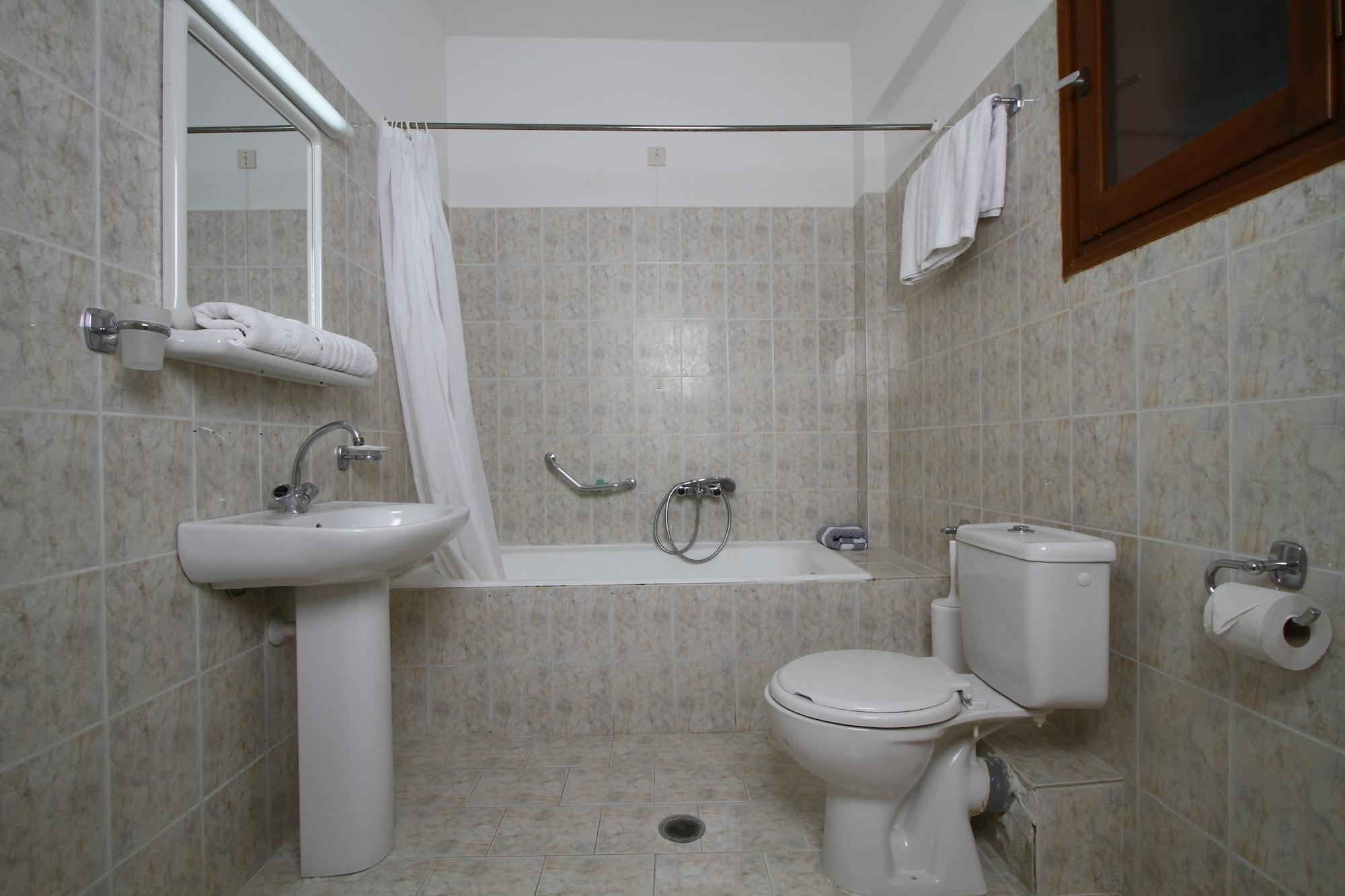 Bintzan Hotel 3*