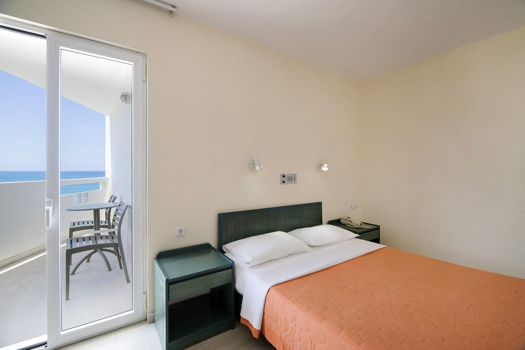 Evelyn 4* Hersonissos (Crete)
